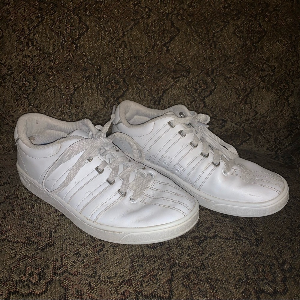 K-Swiss white tennis shoes, size 7